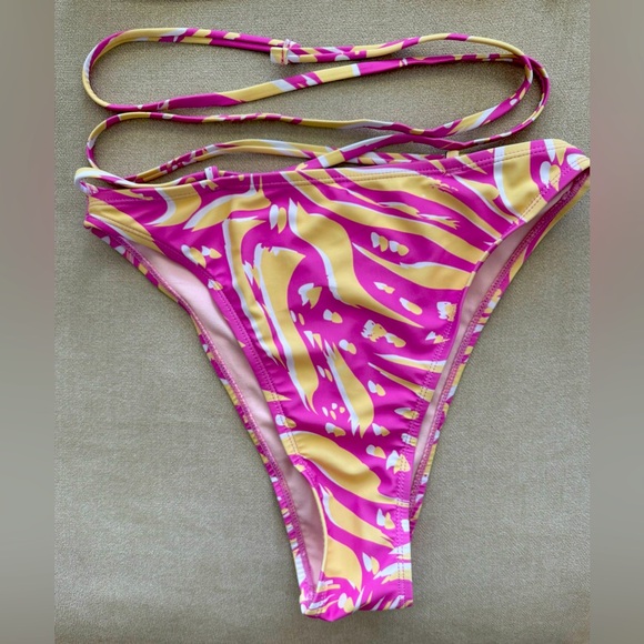 Cupshe Pink and Yellow Bikini Set - Picture 2 of 7